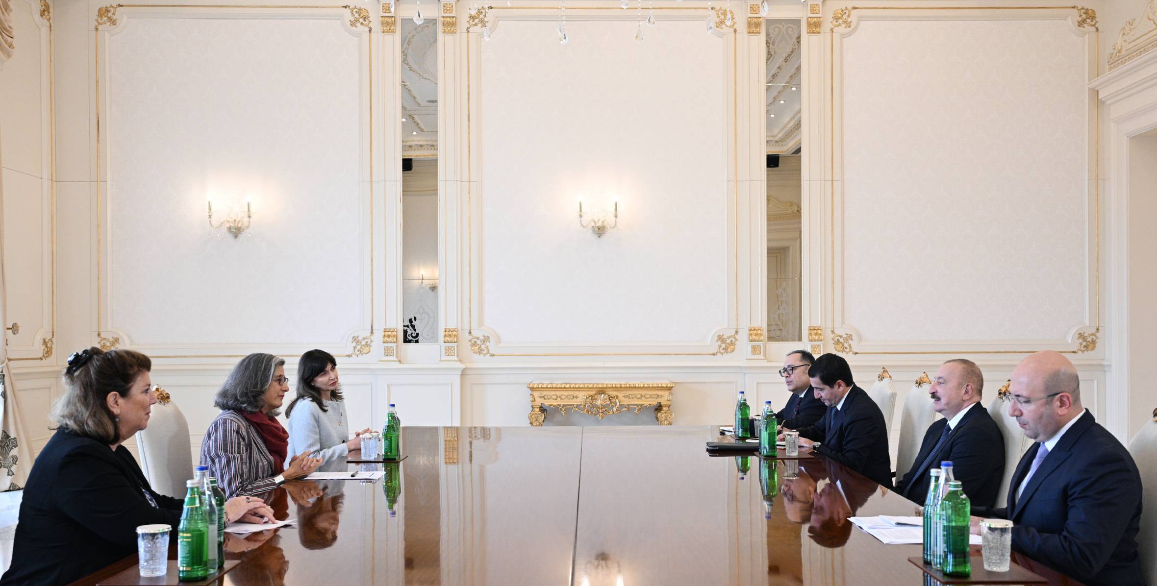 İlham Əliyev BMT-nin Məskunlaşma Proqramının icraçı direktorunu qəbul edib Xeber basligi